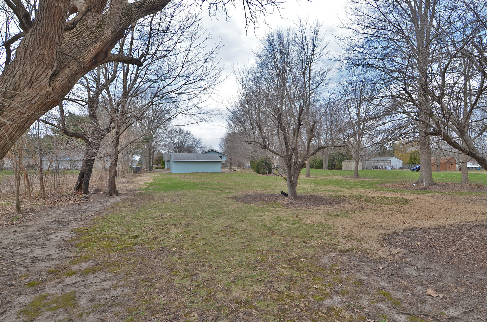 311 S Otter Creek Road, Streator, IL 61364