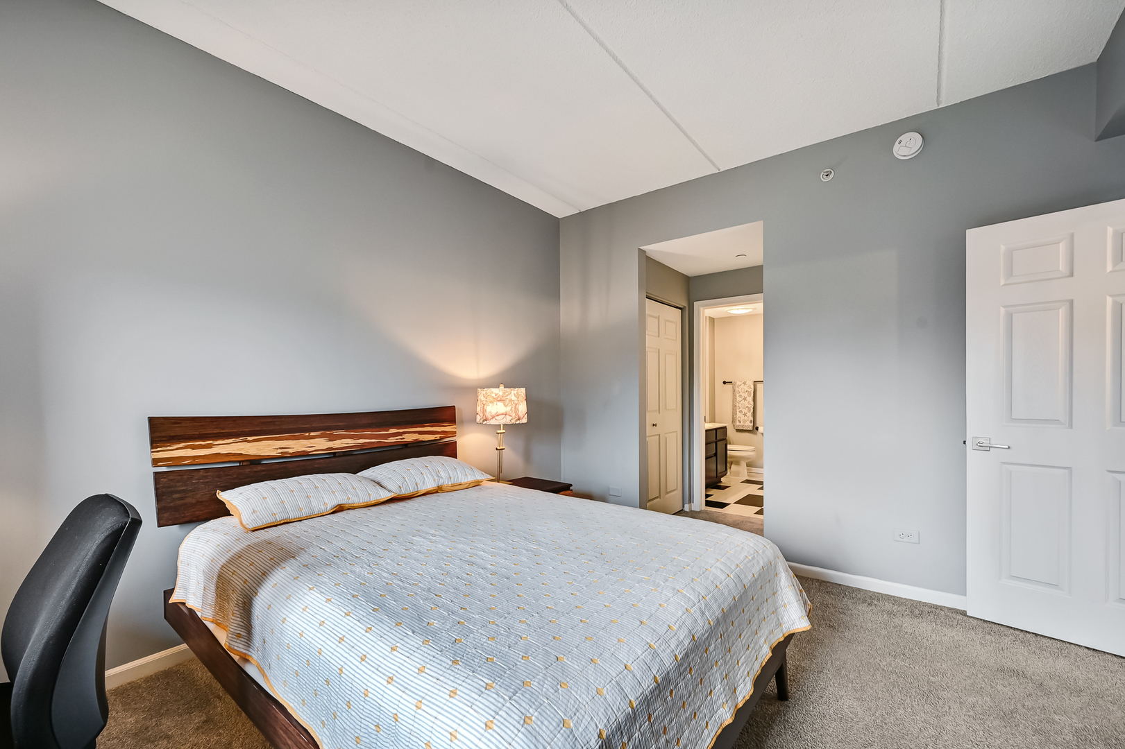 855 E 22nd Street #318, Lombard, IL 60148