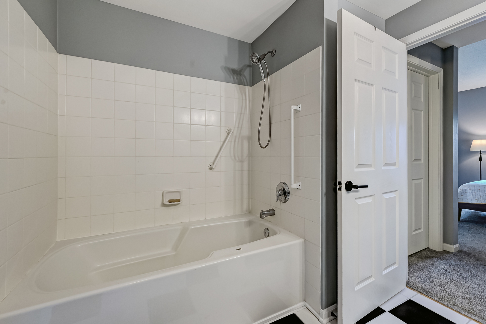 855 E 22nd Street #318, Lombard, IL 60148