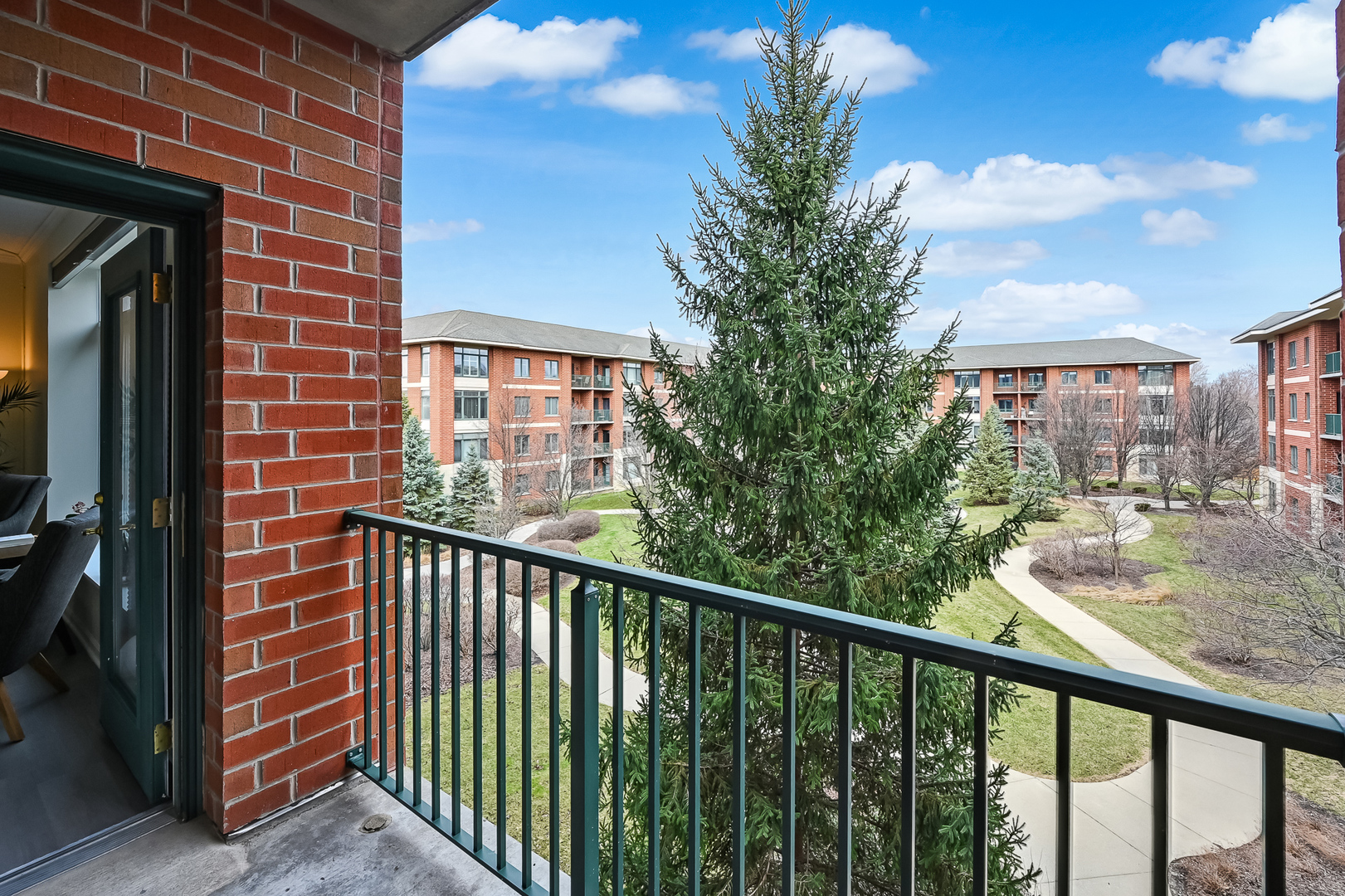 855 E 22nd Street #318, Lombard, IL 60148