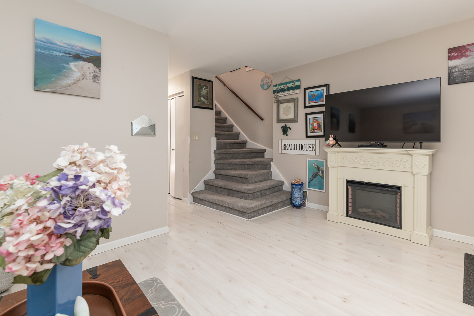 556 Chard Court, Grayslake, IL 60030