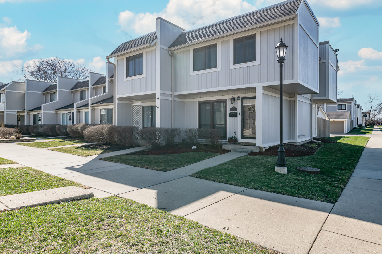 556 Chard Court, Grayslake, IL 60030