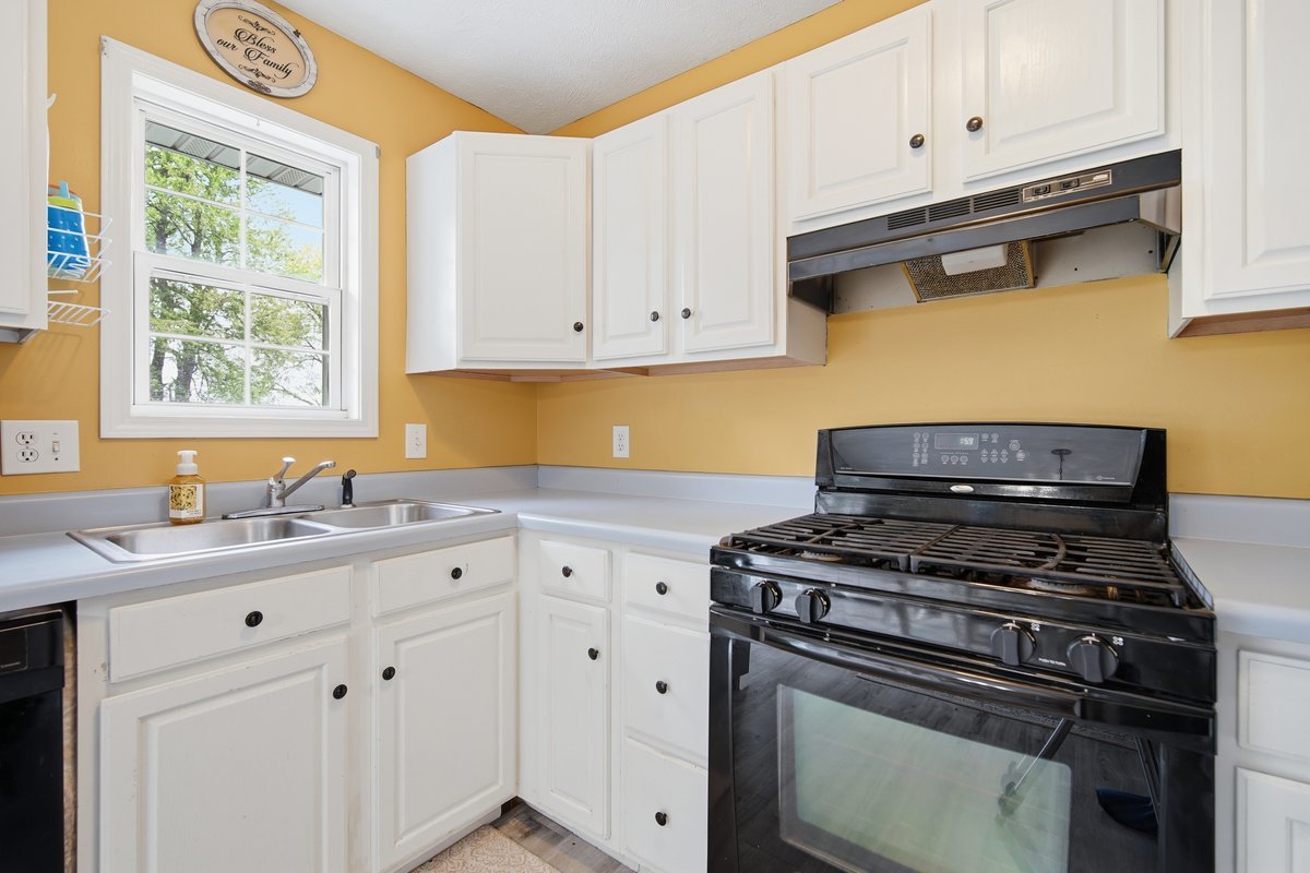 3 Kimberly Court, Danvers, IL 61732