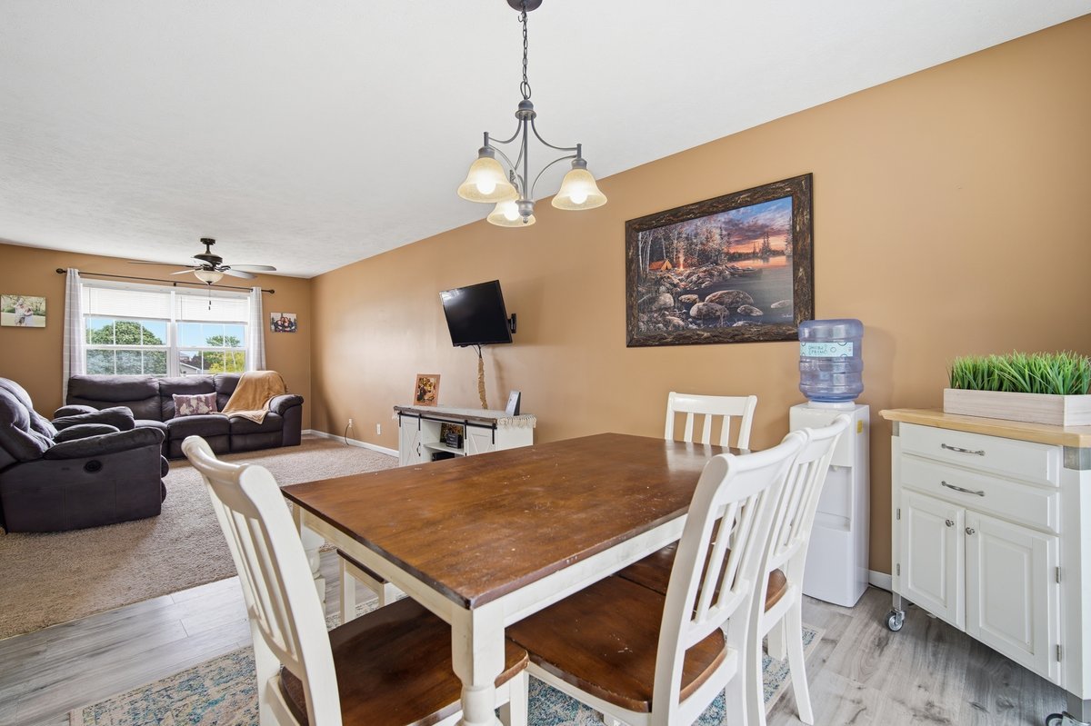 3 Kimberly Court, Danvers, IL 61732