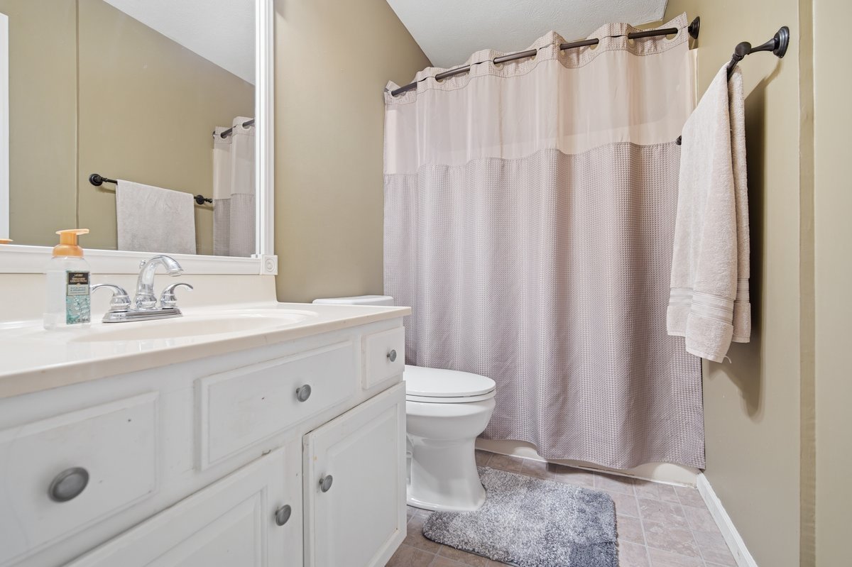 3 Kimberly Court, Danvers, IL 61732