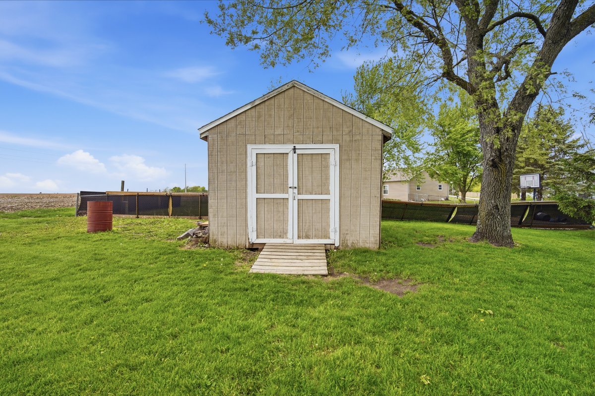 3 Kimberly Court, Danvers, IL 61732