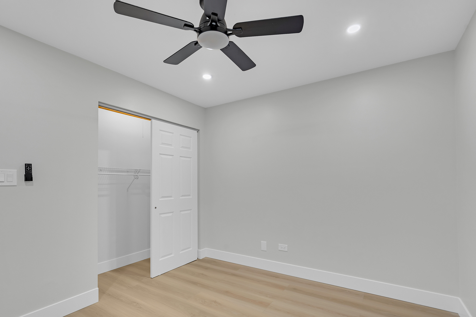 10347 Dearlove Road #302, Glenview, IL 60025