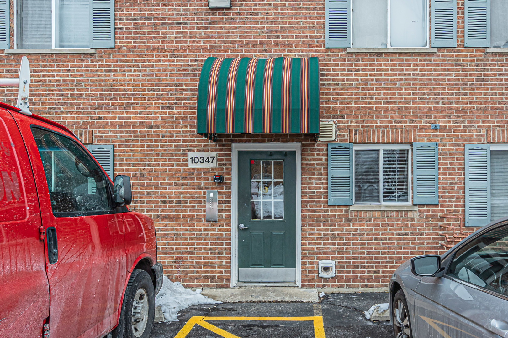 10347 Dearlove Road #302, Glenview, IL 60025