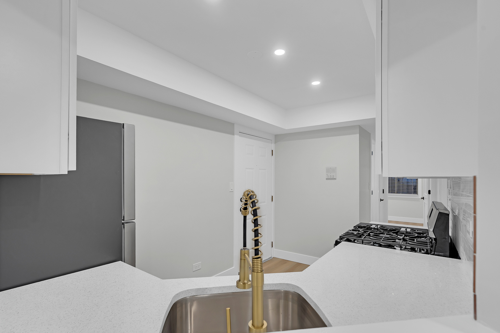 10347 Dearlove Road #302, Glenview, IL 60025