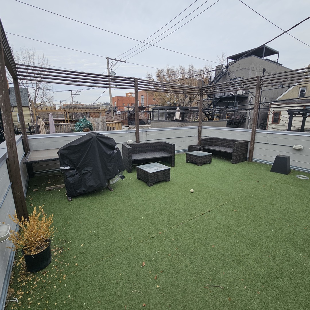 1013 N Honore Street #1, Chicago, IL 60622