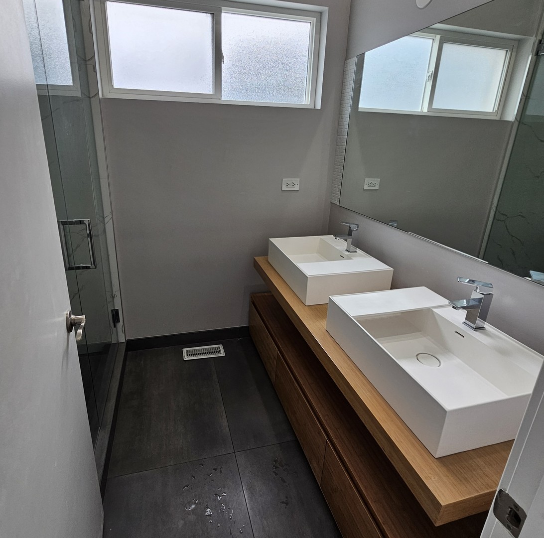 1013 N Honore Street #1, Chicago, IL 60622