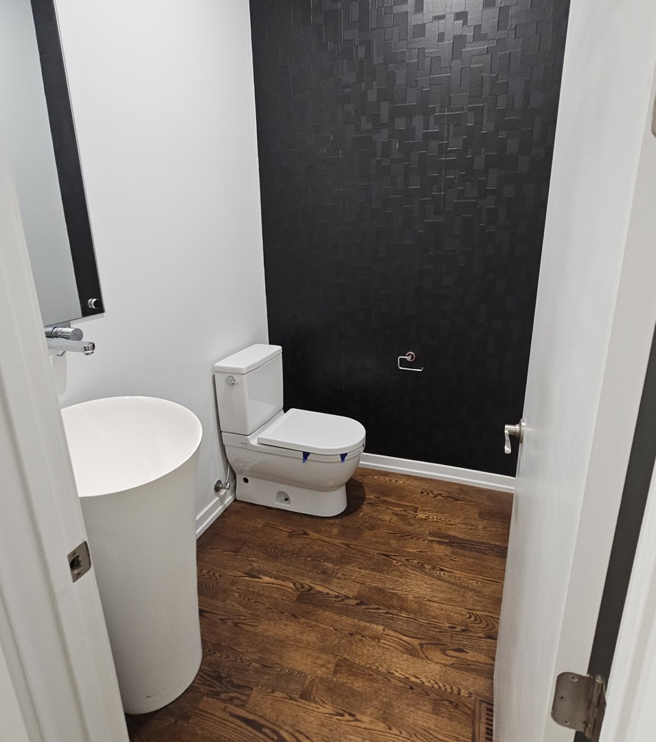 1013 N Honore Street #1, Chicago, IL 60622