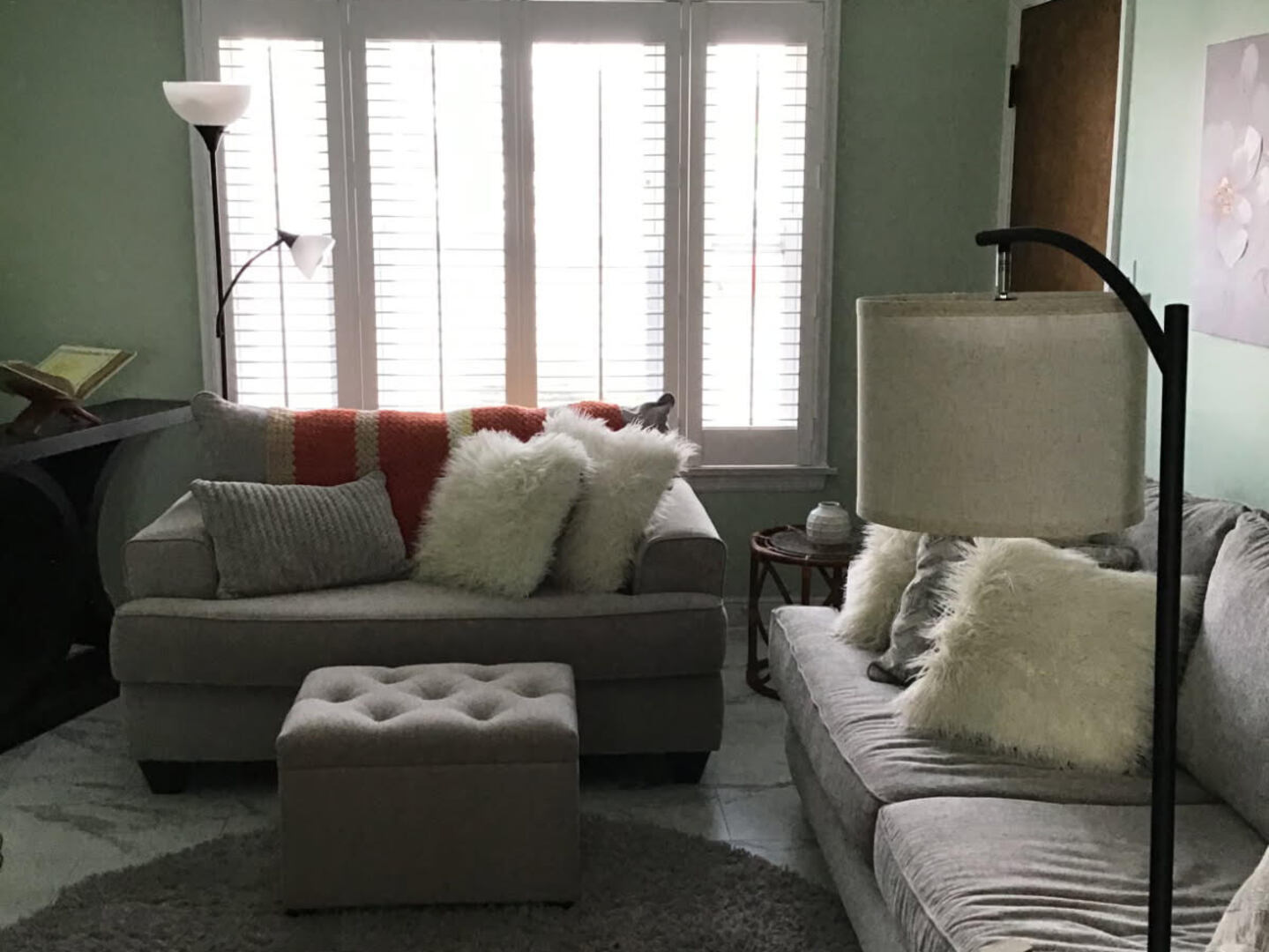 912 W Roosevelt Road #1, Broadview, IL 60155