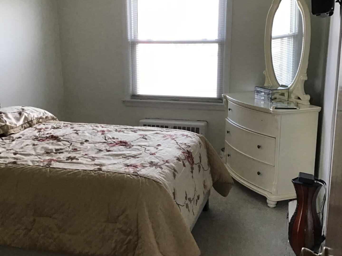 912 W Roosevelt Road #1, Broadview, IL 60155