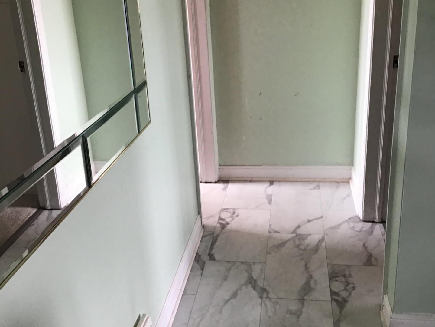 912 W Roosevelt Road #1, Broadview, IL 60155