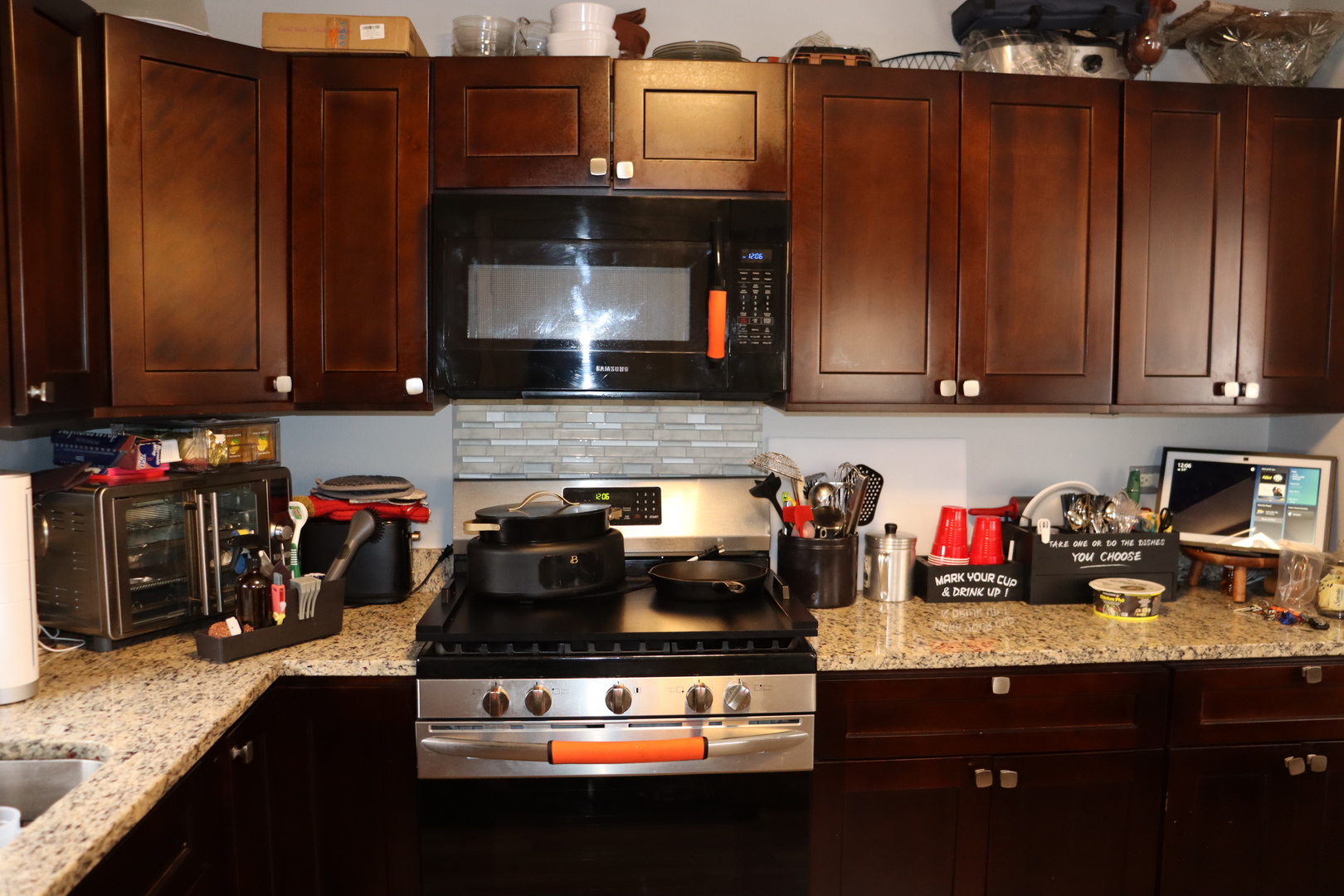 17112 Whittier Avenue, Hazel Crest, IL 60429