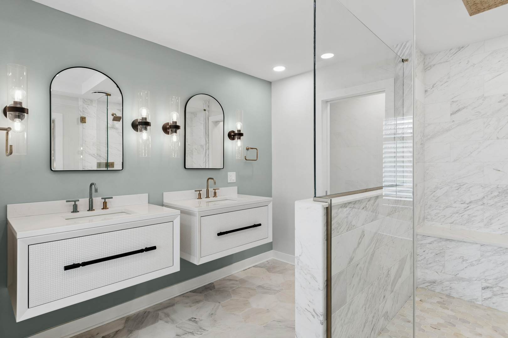 39W553 Sheldon Lane, Geneva, IL 60134