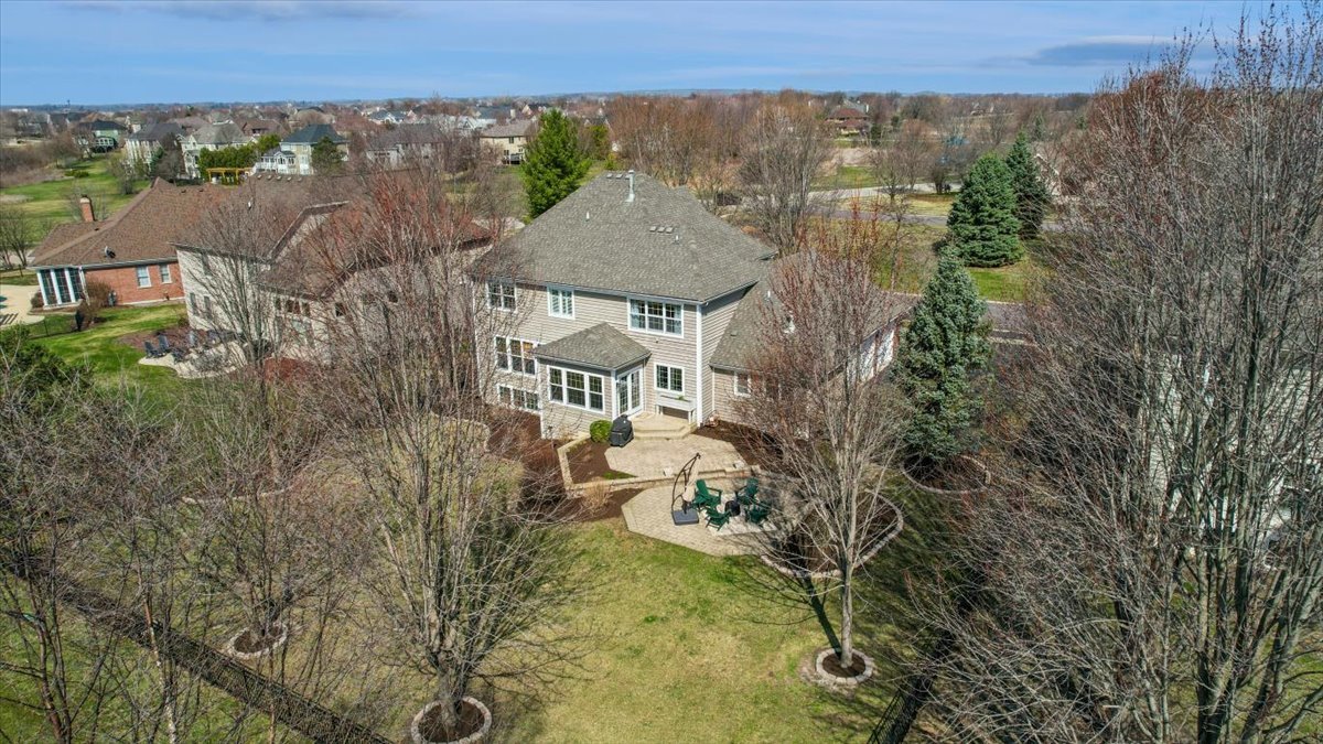 39W553 Sheldon Lane, Geneva, IL 60134