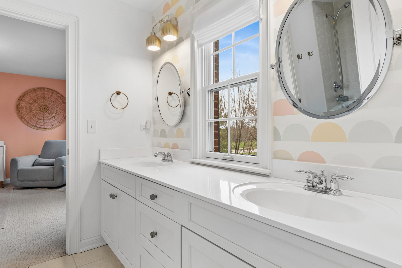 39W553 Sheldon Lane, Geneva, IL 60134