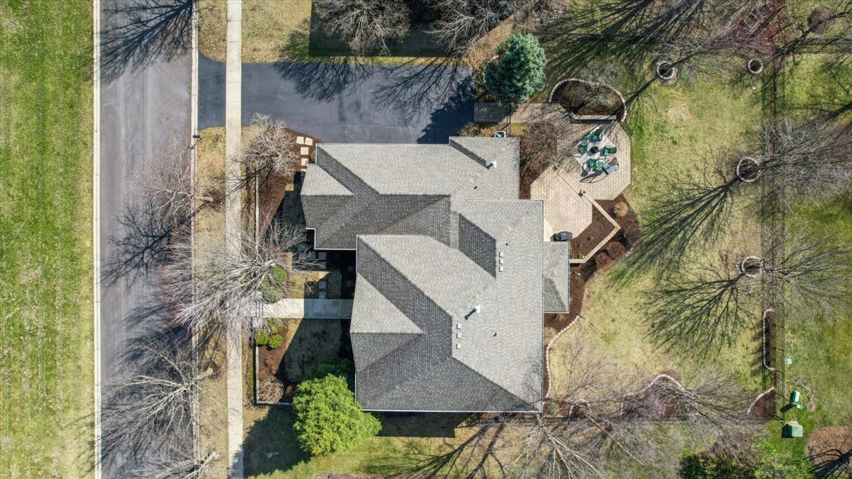 39W553 Sheldon Lane, Geneva, IL 60134