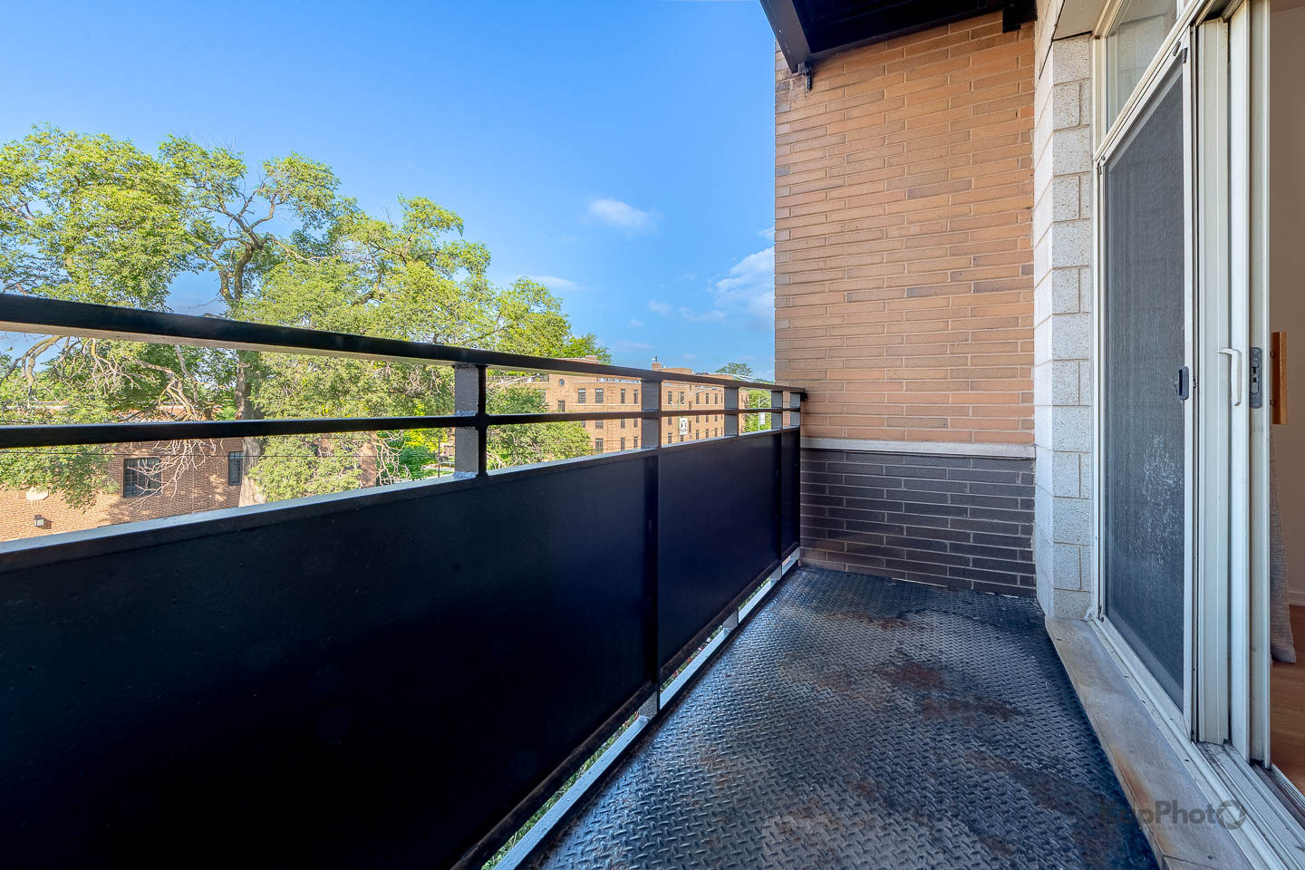 2935 N Clybourn Avenue #301, Chicago, IL 60618