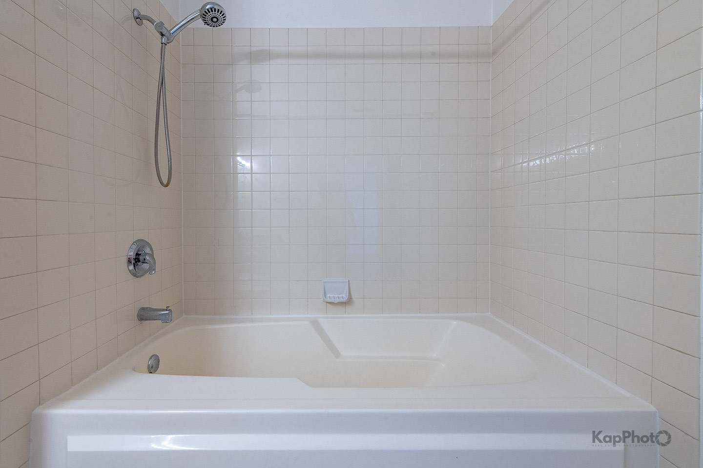 2935 N Clybourn Avenue #301, Chicago, IL 60618