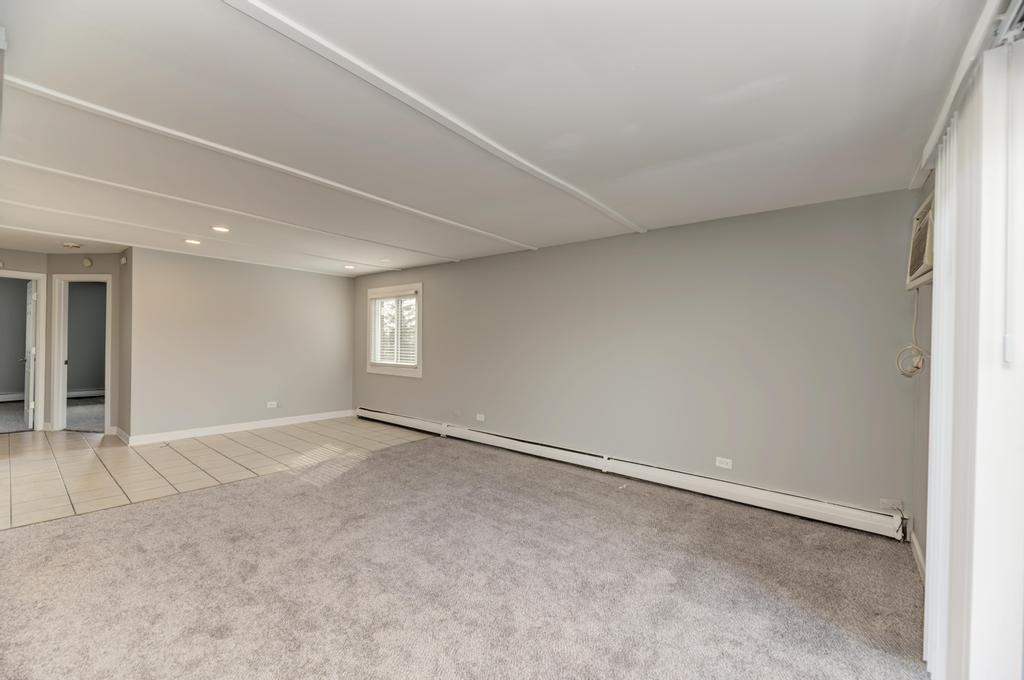 2440 Waterbury Drive #305, Woodridge, IL 60517