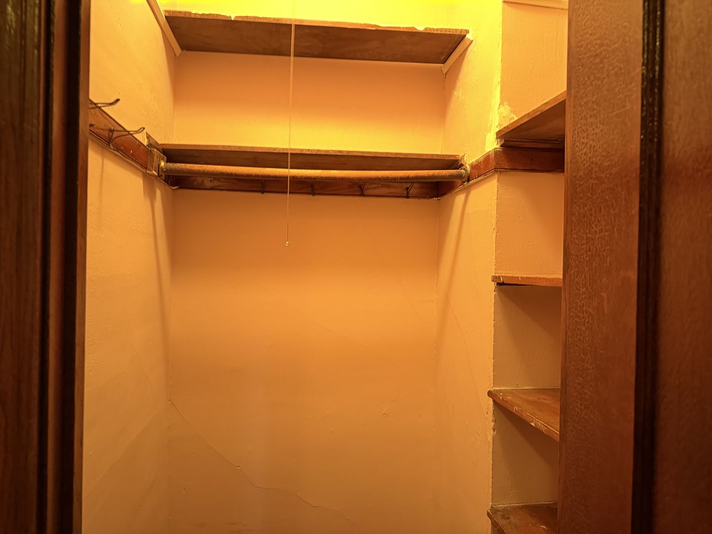 7120 S Eberhart Avenue, Chicago, IL 60619