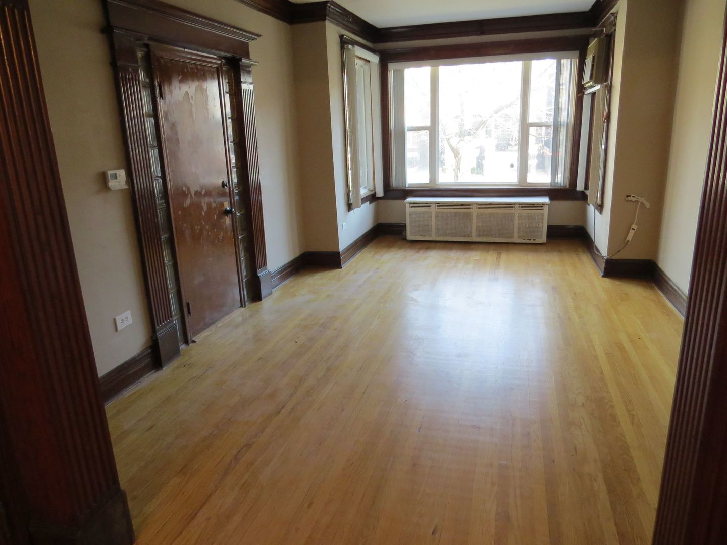 7120 S Eberhart Avenue, Chicago, IL 60619