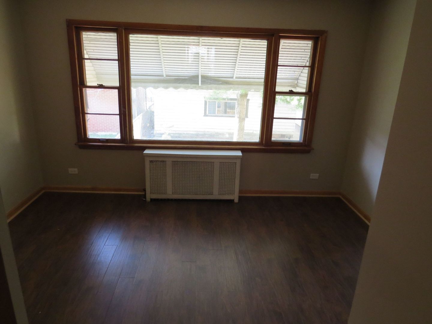 7120 S Eberhart Avenue, Chicago, IL 60619