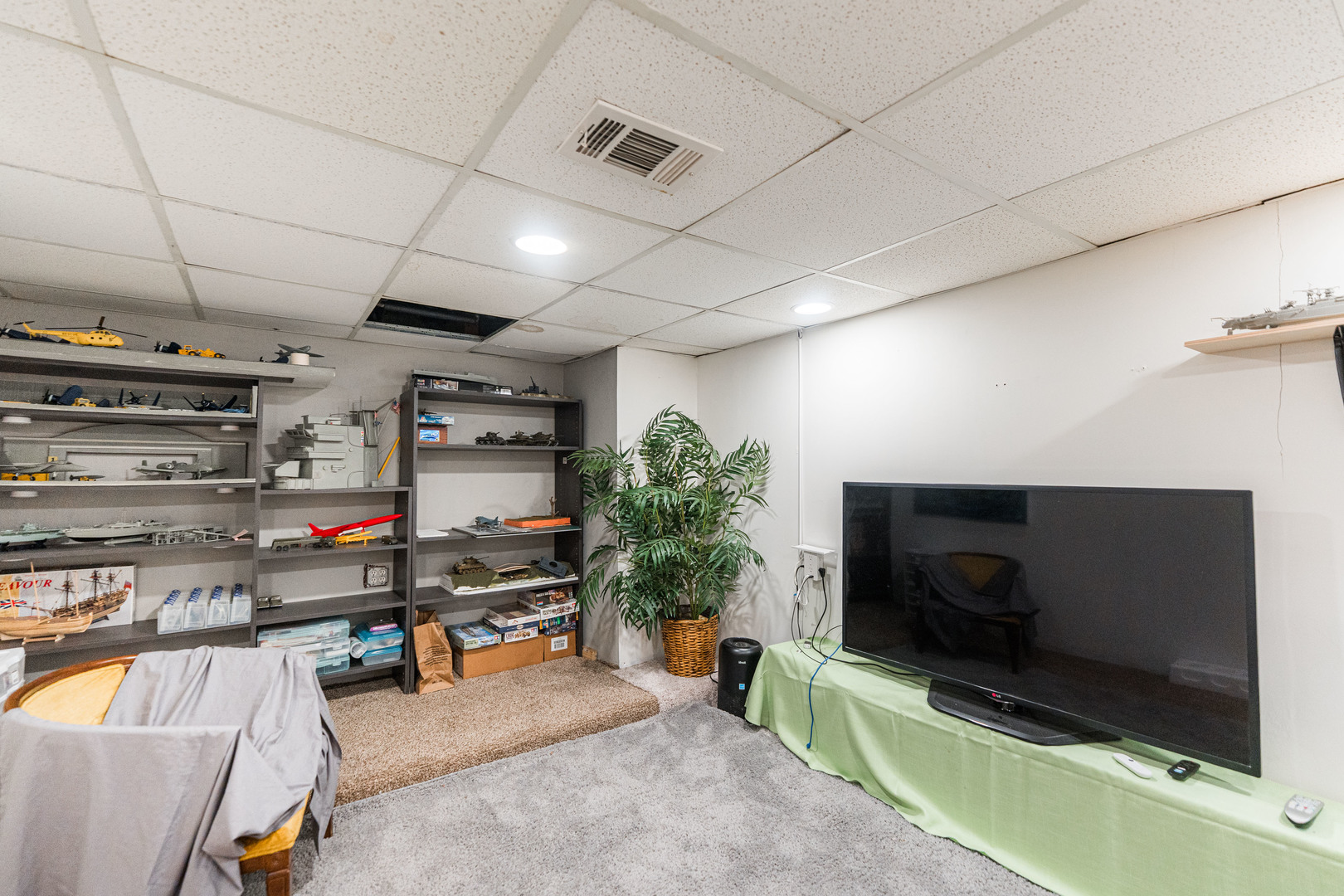 6117 N Washtenaw Avenue, Chicago, IL 60659