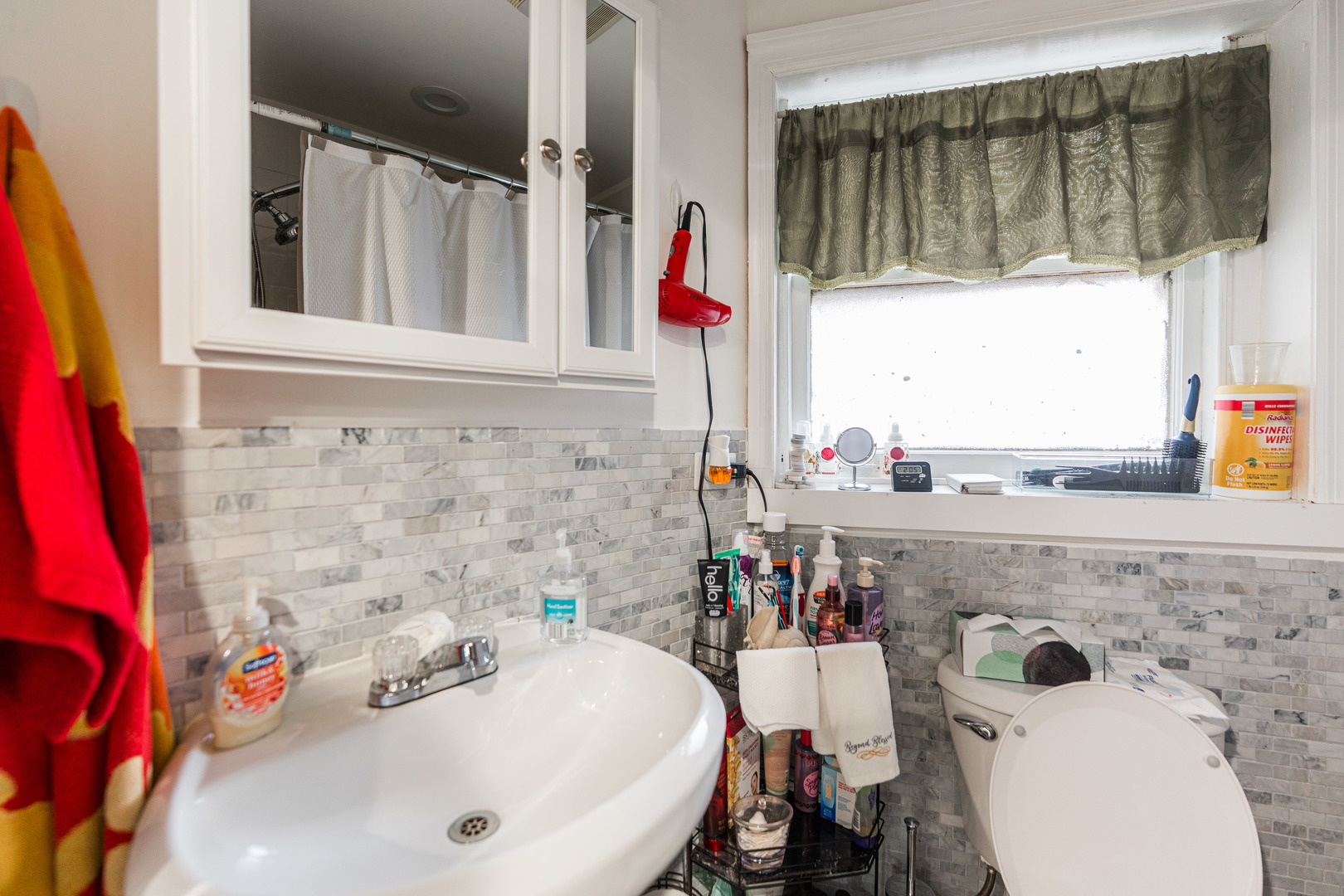 6117 N Washtenaw Avenue, Chicago, IL 60659