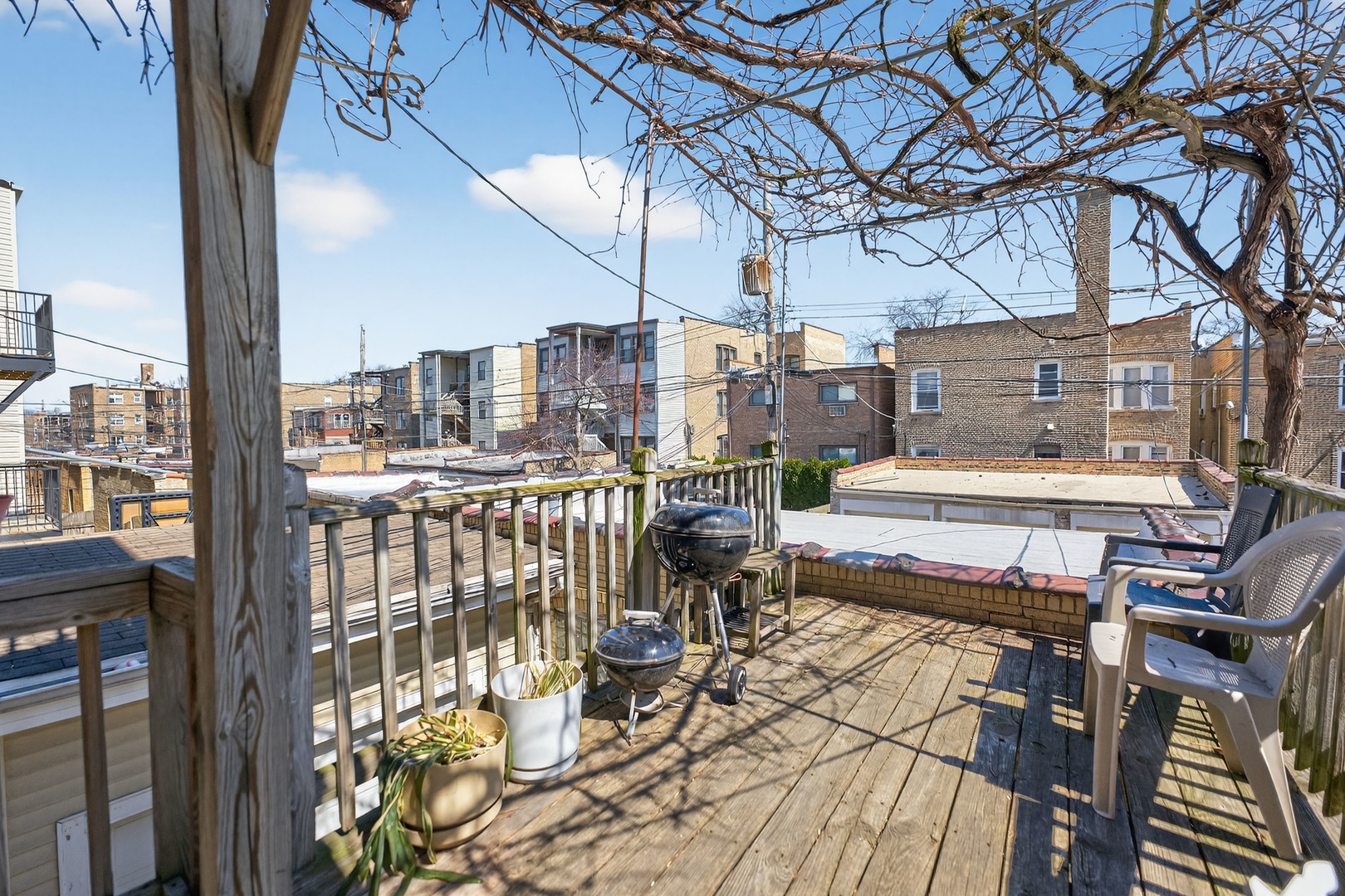 6117 N Washtenaw Avenue, Chicago, IL 60659