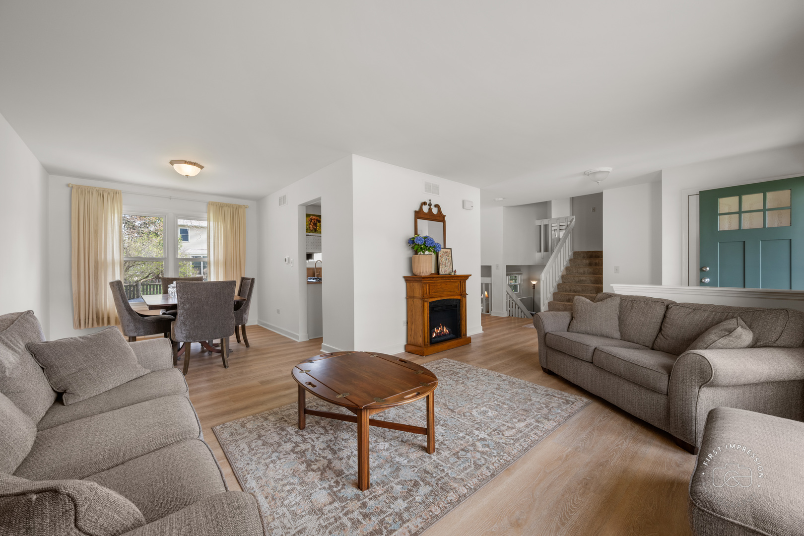 2512 Leach Drive, Naperville, IL 60564