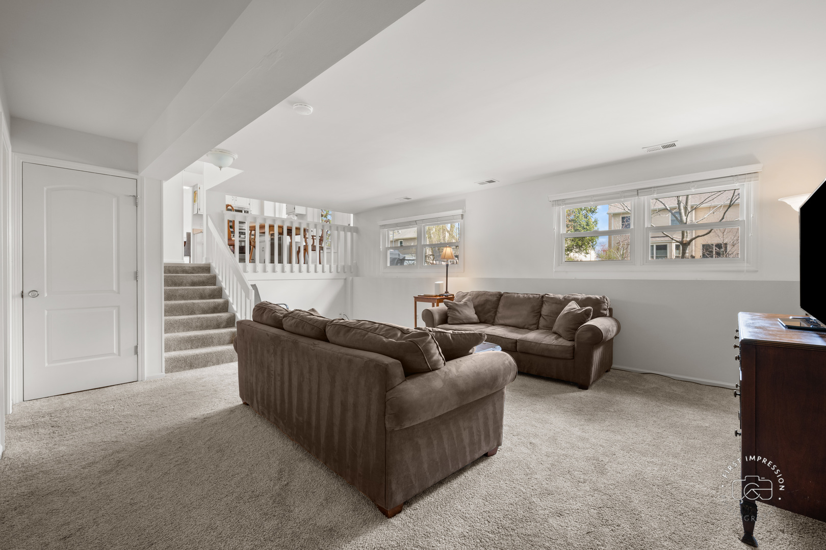 2512 Leach Drive, Naperville, IL 60564