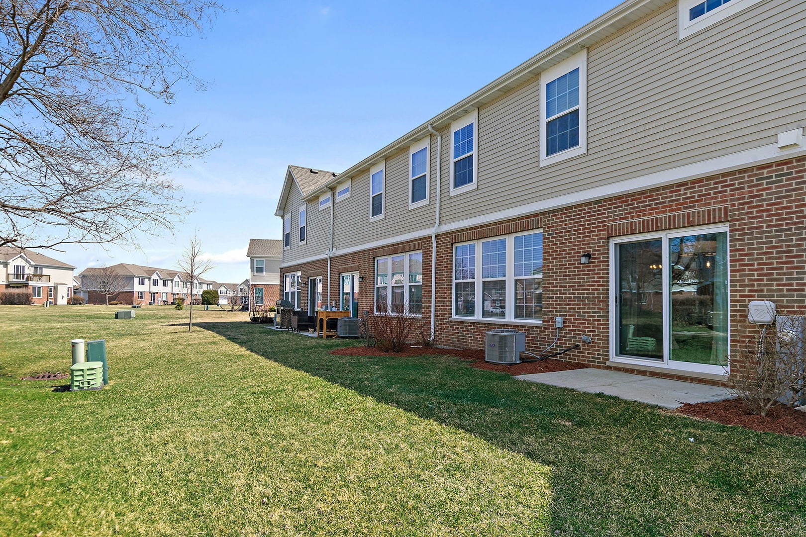 1204 Draper Road, McHenry, IL 60050