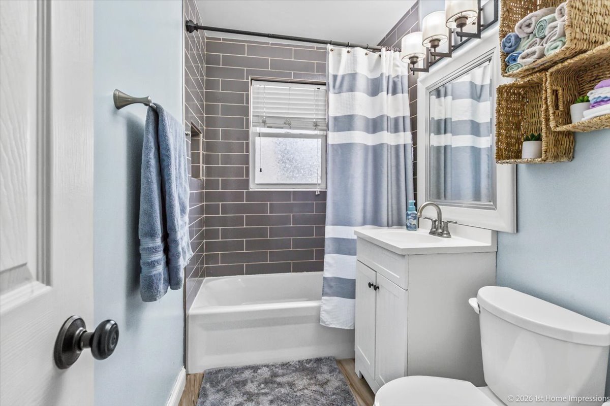 8836 W 93rd Place, Hickory Hills, IL 60457