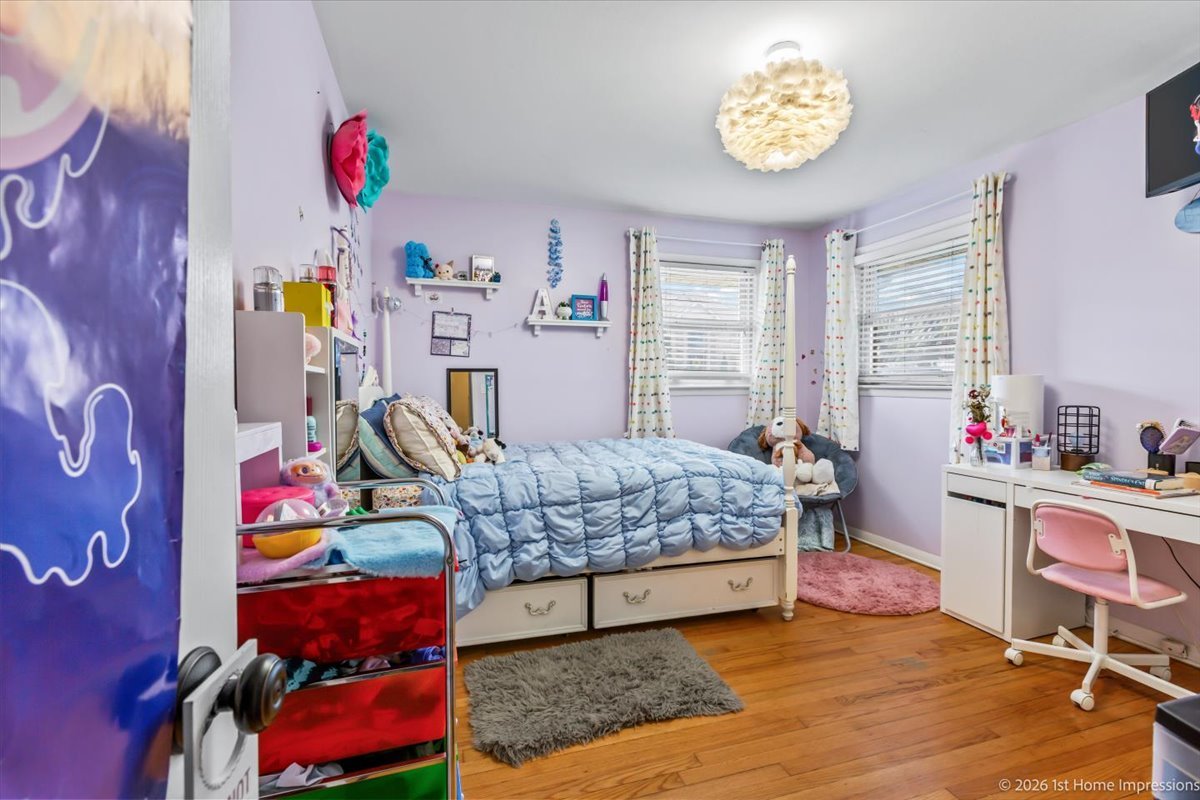 8836 W 93rd Place, Hickory Hills, IL 60457