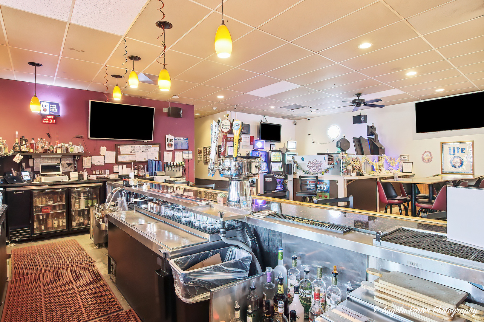 955 E 173 Route, Antioch, IL 60002