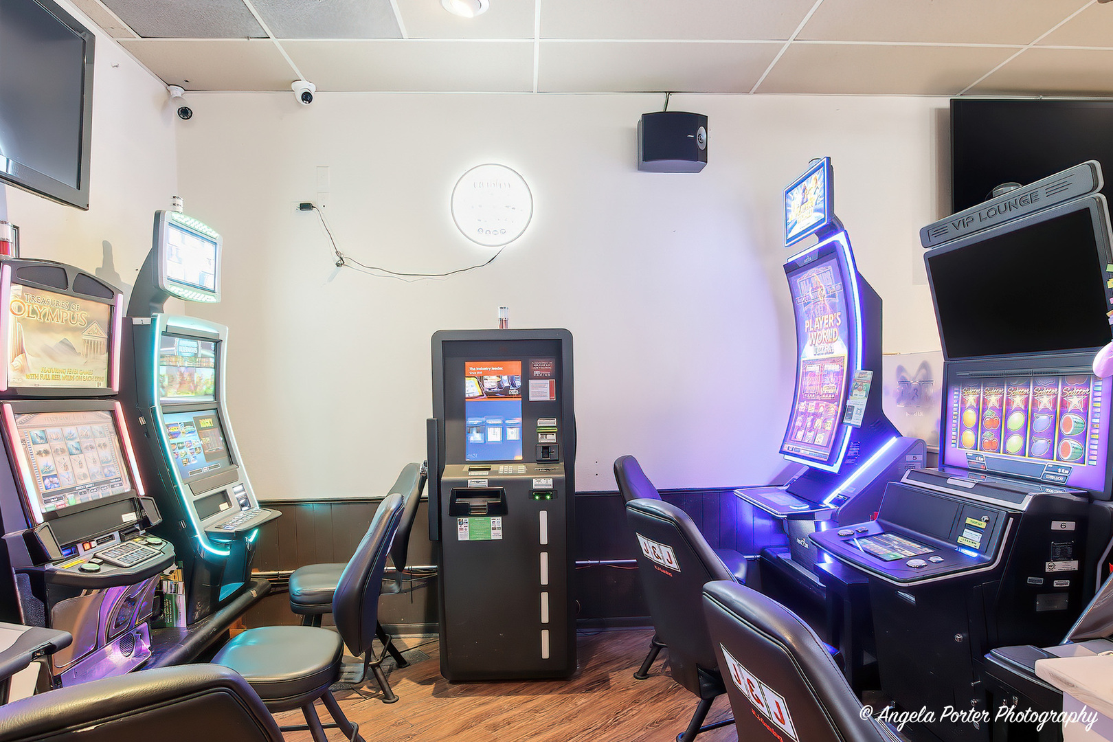 955 E 173 Route, Antioch, IL 60002