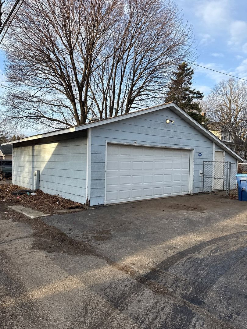 1115 Wadsworth Avenue, North Chicago, IL 60064