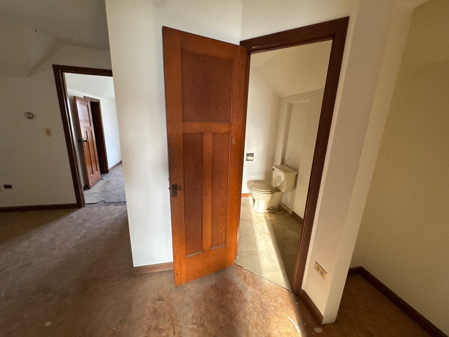 1115 Wadsworth Avenue, North Chicago, IL 60064