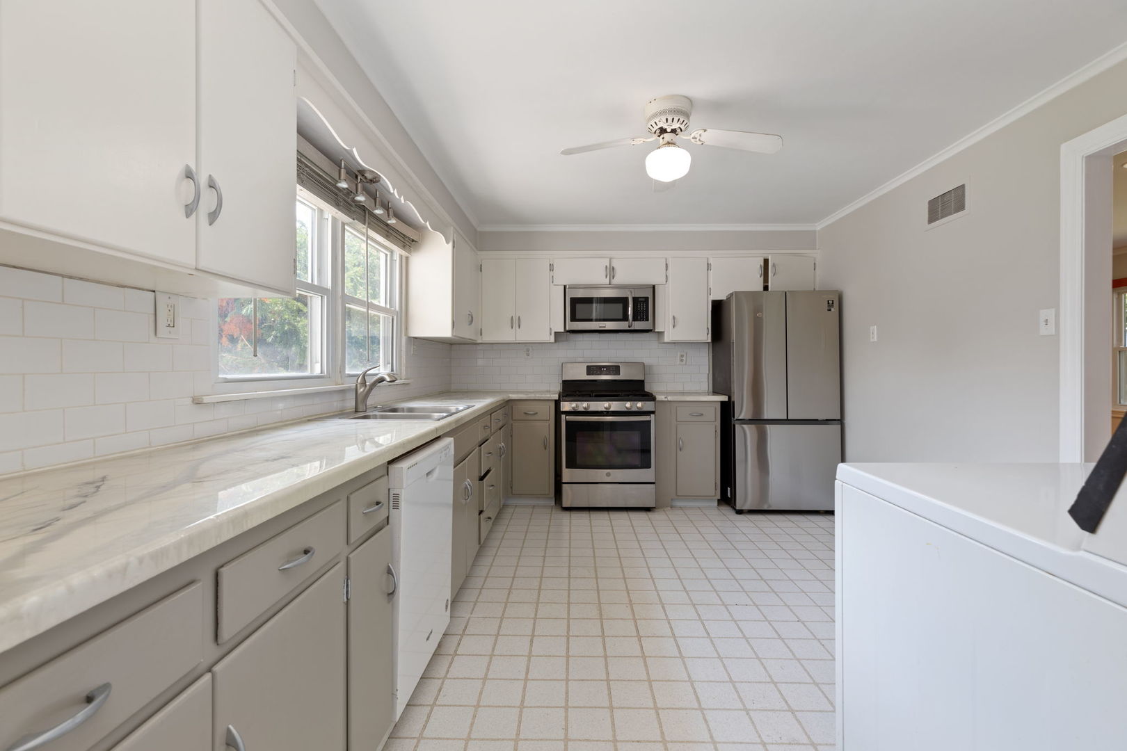 1206 Campbell Street, Joliet, IL 60435