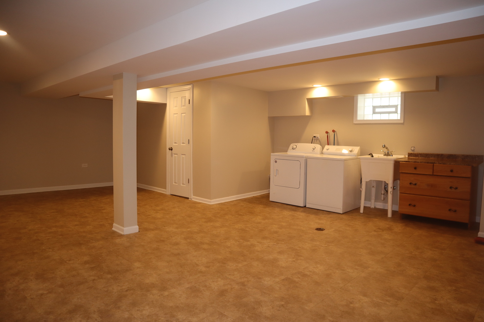 3112 W 101st Place, Evergreen Park, IL 60805