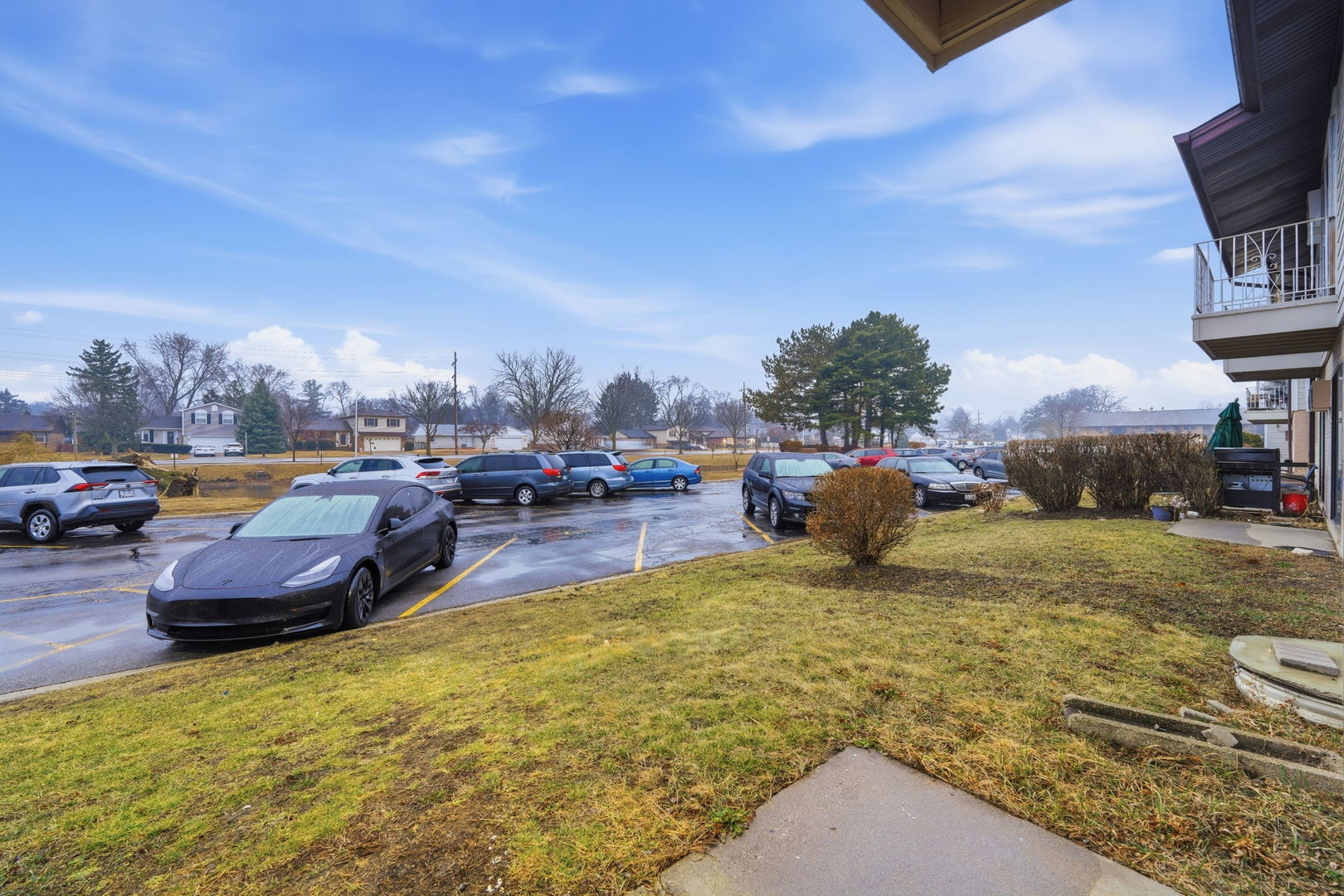 850 E Old Willow Road #108, Prospect Heights, IL 60070