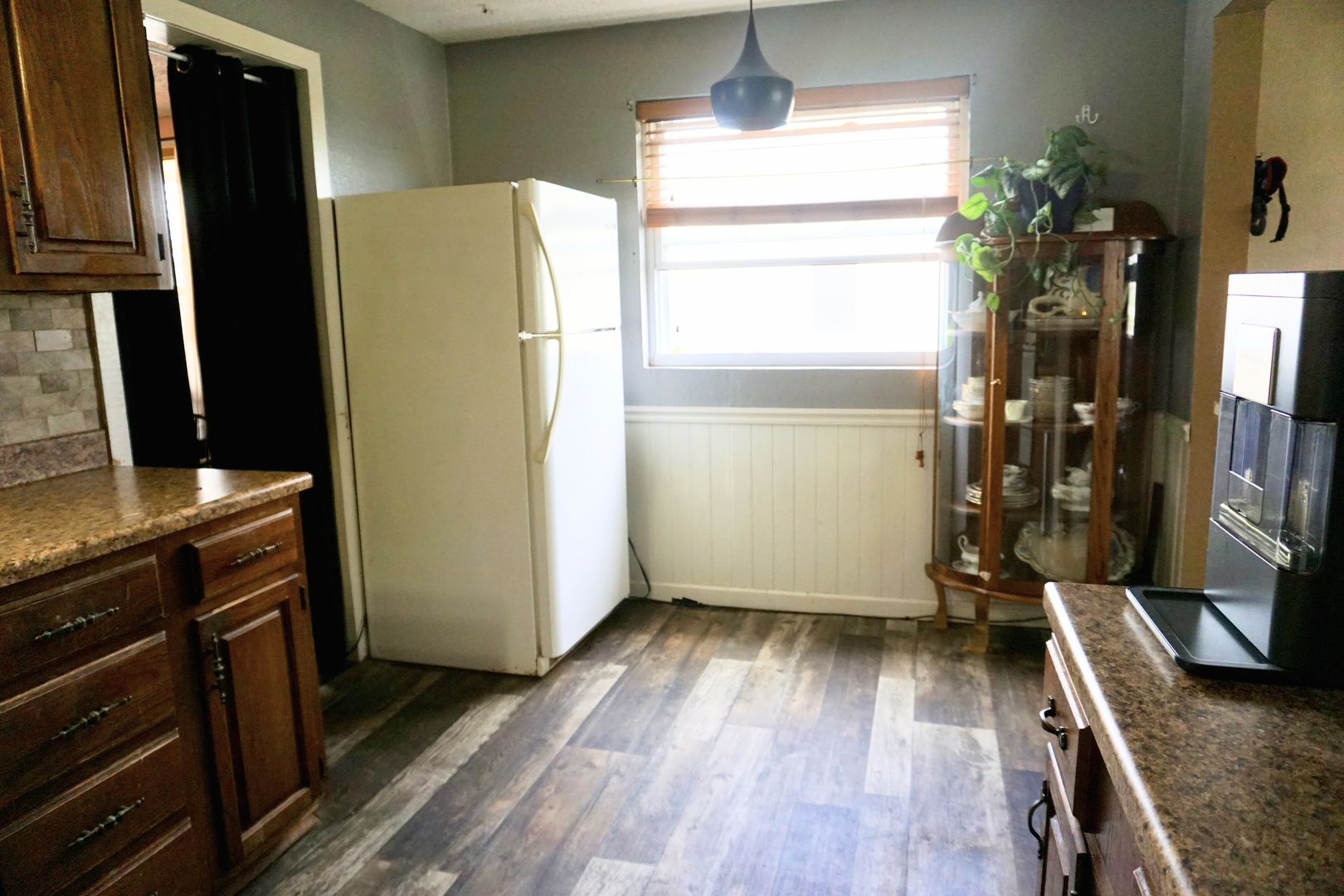 503 S 6th Street, Elkville, IL 62932