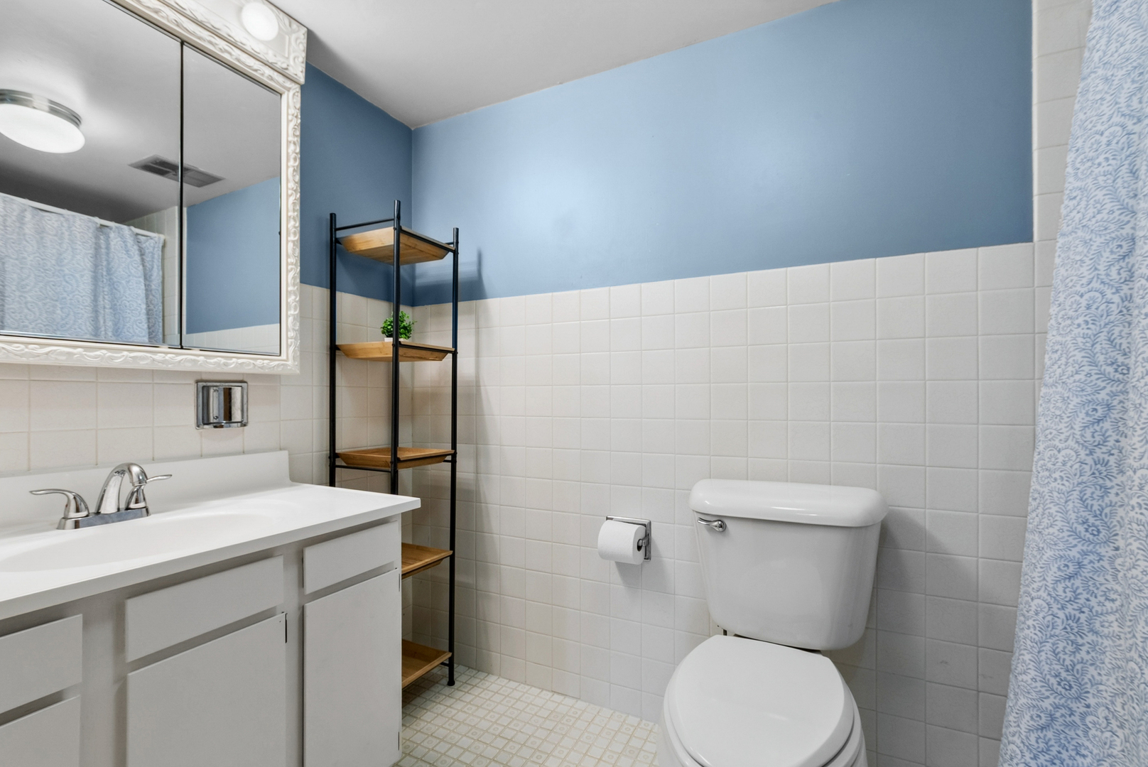 9906 Shady Lane #3SW, Orland Park, IL 60462