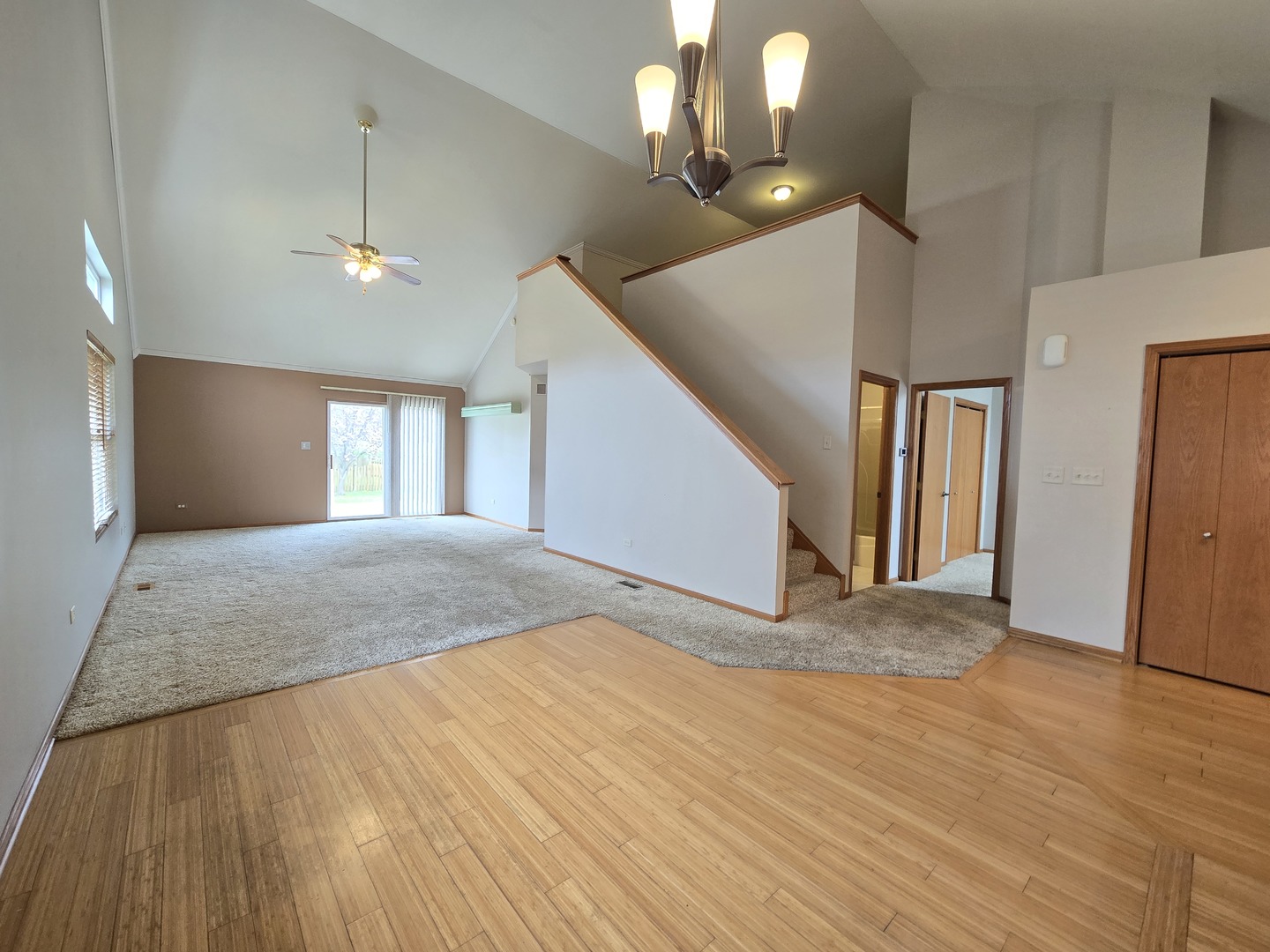 130 S McGinty Street, Diamond, IL 60416