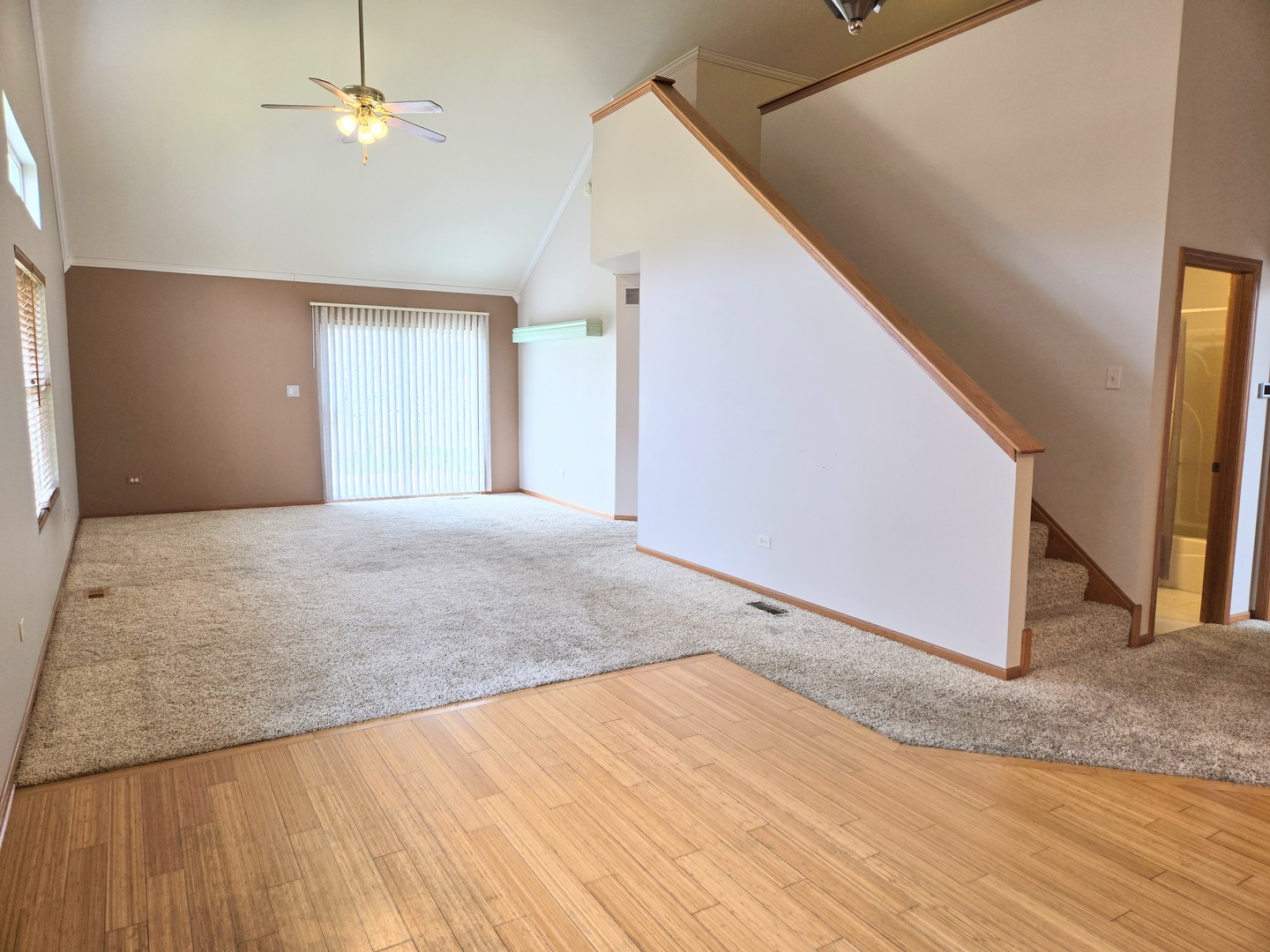 130 S McGinty Street, Diamond, IL 60416