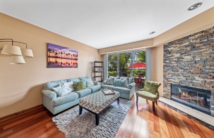 1273 Cranbrook Drive, Schaumburg, IL 60193